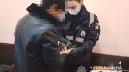 В Одесі поліція затримала трьох грабіжників-гастролерів. Відео - 285x160