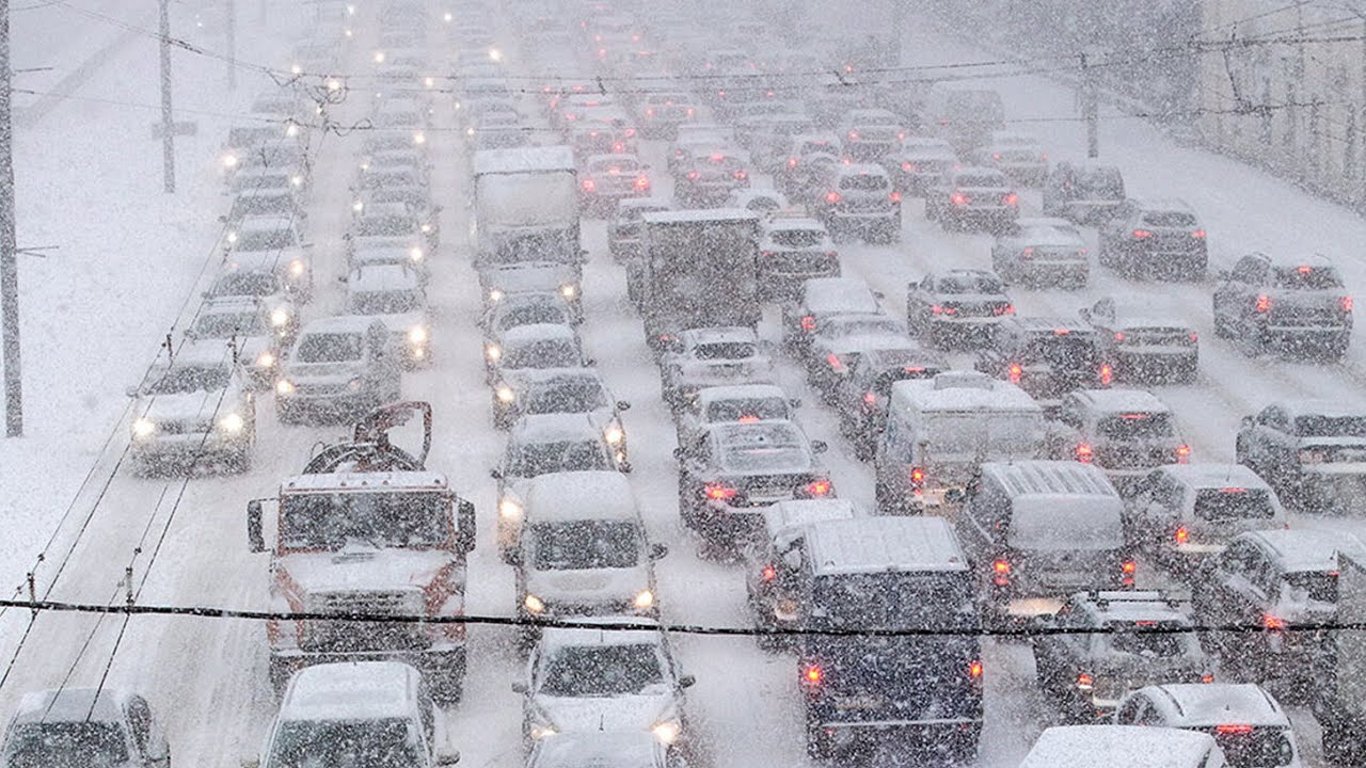 Пробки в Києві 22 січня через снігопад - що відомо