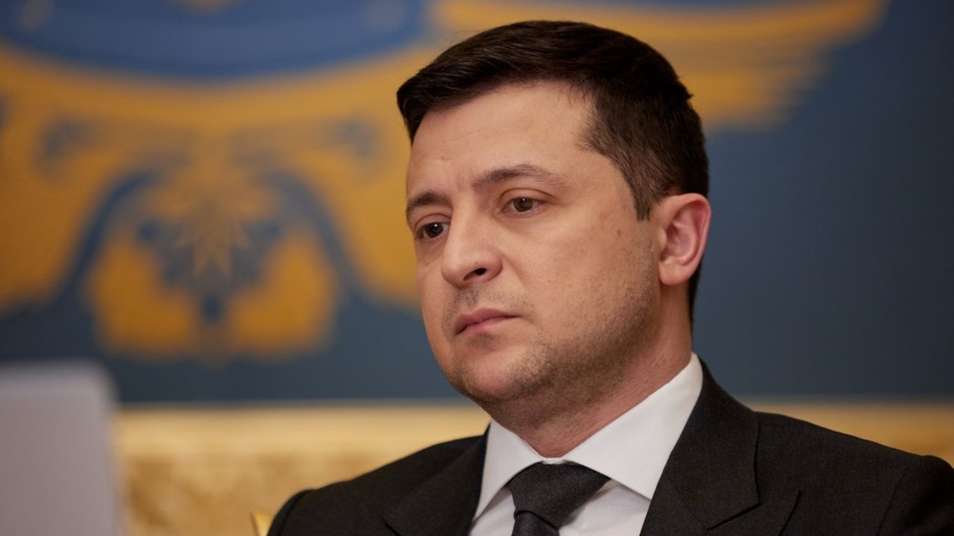 Зеленський терміново скликав РНБО на тлі евакуації дипломатів з України