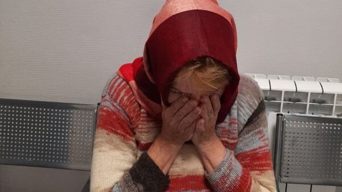 Пенсионерка три дня умирала в запертой квартире на Отрадном - Новости Киева