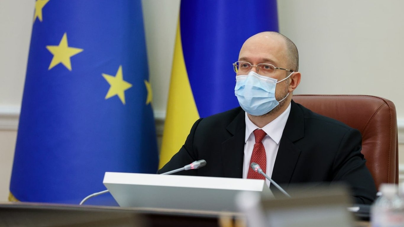 Тарифы на газ - премьер дал важное обещание украинцам относительно тарифов ЖКХ