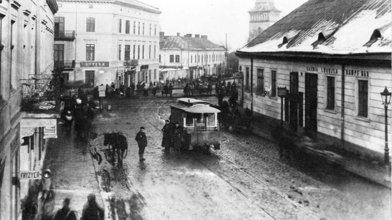 История первого конного трамвая во Львове - старые фотографии