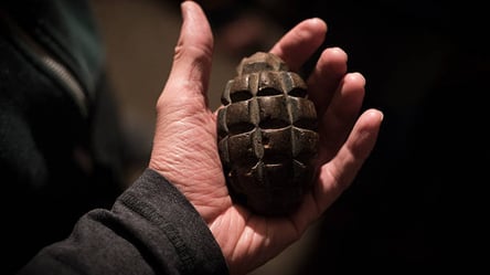 Небезпечний презент: у Харківській області чоловік подарував гранату знайомій - 285x160
