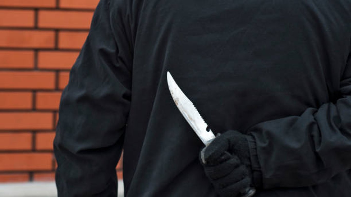 Нападение в Харькове - на студента напали иностранцы с ножом
