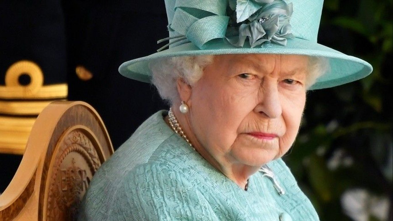 Королева Єлизавета ненавидить часник і без розуму від джина