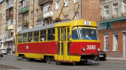 Транспорт переполнен: в Харькове просят дополнительный вагон для шестого трамвая - 285x160