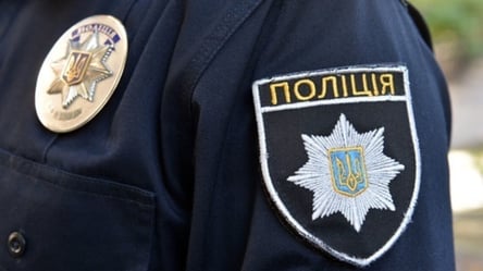 В Одесі біля "7 кілометра" поліцейські розпиляли контейнер. Відео - 285x160