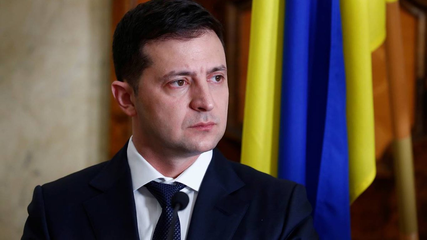 Зеленский назвал ошибкой отъезд дипломатов из Киева