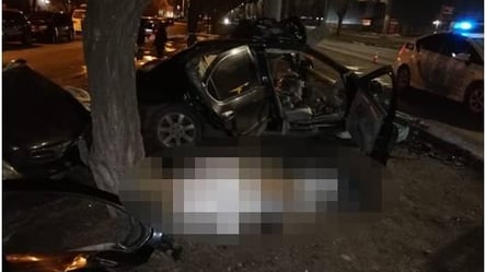 В Одессе в смертельном ДТП погибли двое мужчин. Фото - 285x160