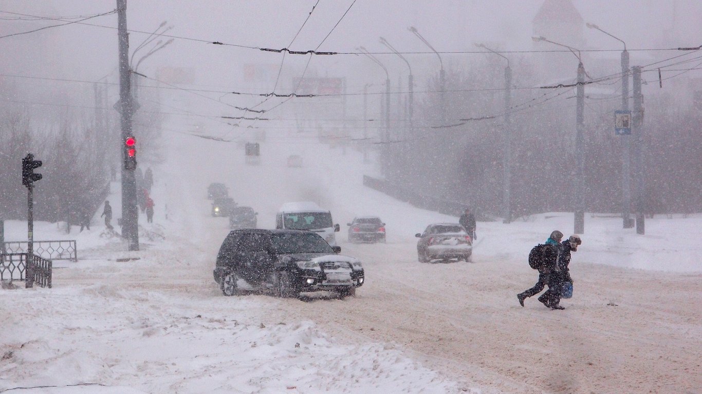В Україні оголосили штормове попередження: де значно погіршиться погода