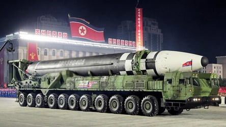 Північна Корея провела випробування найпотужнішої балістичної ракети за останні роки - 285x160