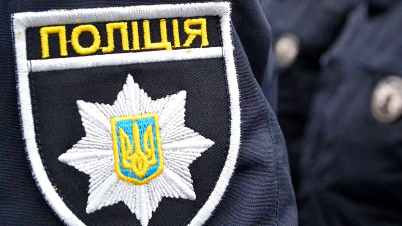Ограбление на Киевщине: парень украл телефон за 50 тысяч гривен