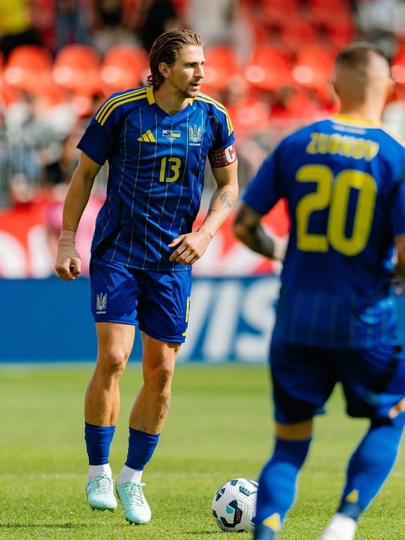 Илья Забарный