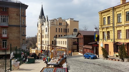 У мережі показали фото інтер'єрів унікального замку "Річарда" на Андріївському узвозі - 285x160