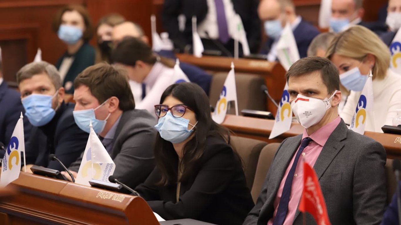 Засідання Київради 3 лютого - райдержадміністрації позбавили повноважень