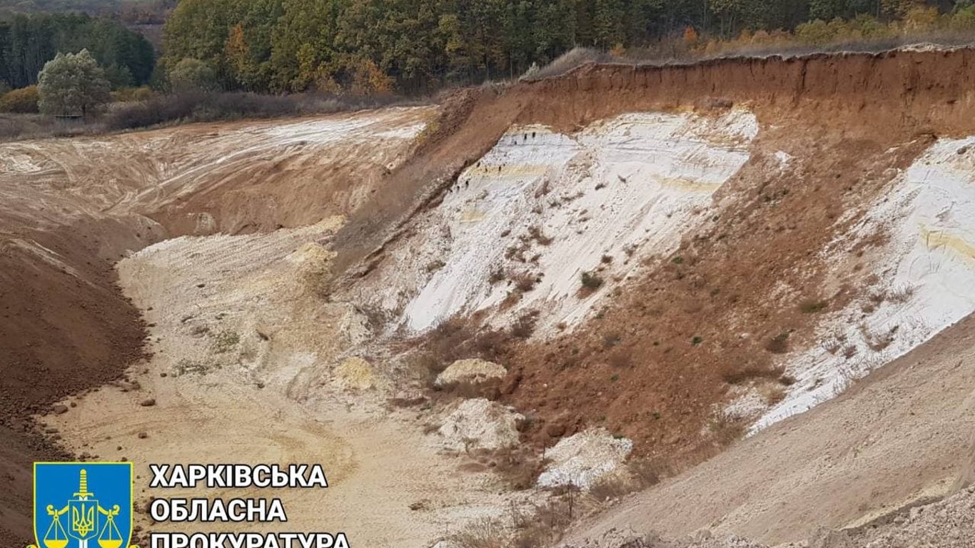 На Харьковщине фермер украл строительного песка на 17 млн грн