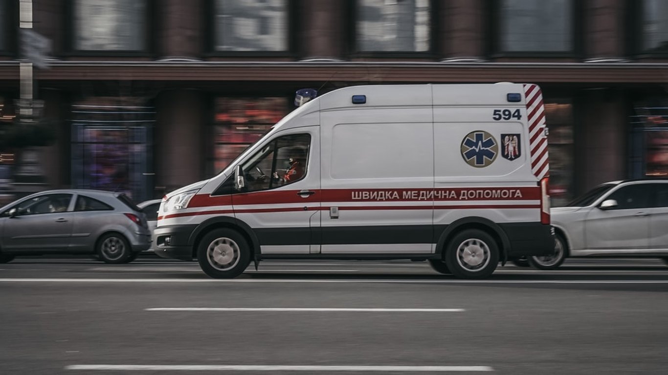 ДТП на Полтавщині - перекинувся автобус Київ-Ромни, є постраждалі