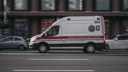 На Полтавщині перекинувся автобус "Київ-Ромни": багато постраждалих - 285x160