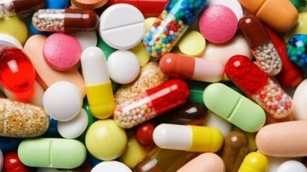 В Украину завезли первую партию лекарств от COVID-19: что о них известно - 285x160