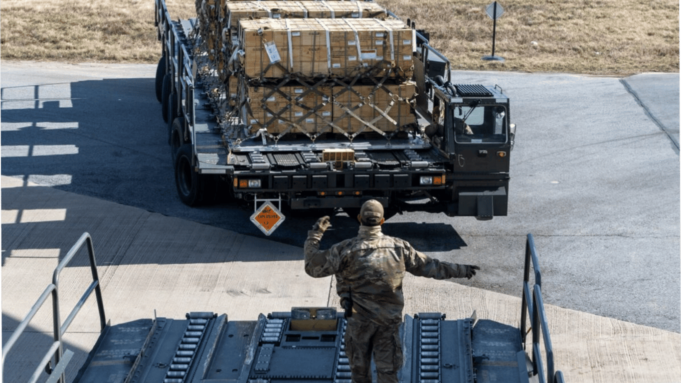 Допомога від США для України на 400 млн доларів — Пентагон назвав перелік озброєння