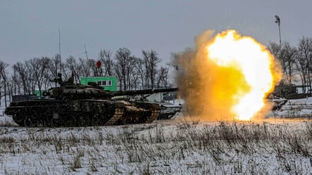 Оккупанты стянули сотни единиц техники: в штабе ООС предупредили об эскалации на Донбассе - 285x160