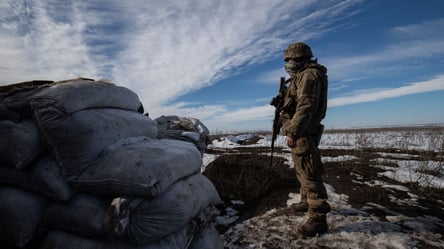 Окупанти РФ значно збільшили кількість обстрілів на Донбасі: 136 порушень "тиші", двоє загиблих бійців ЗСУ - 285x160