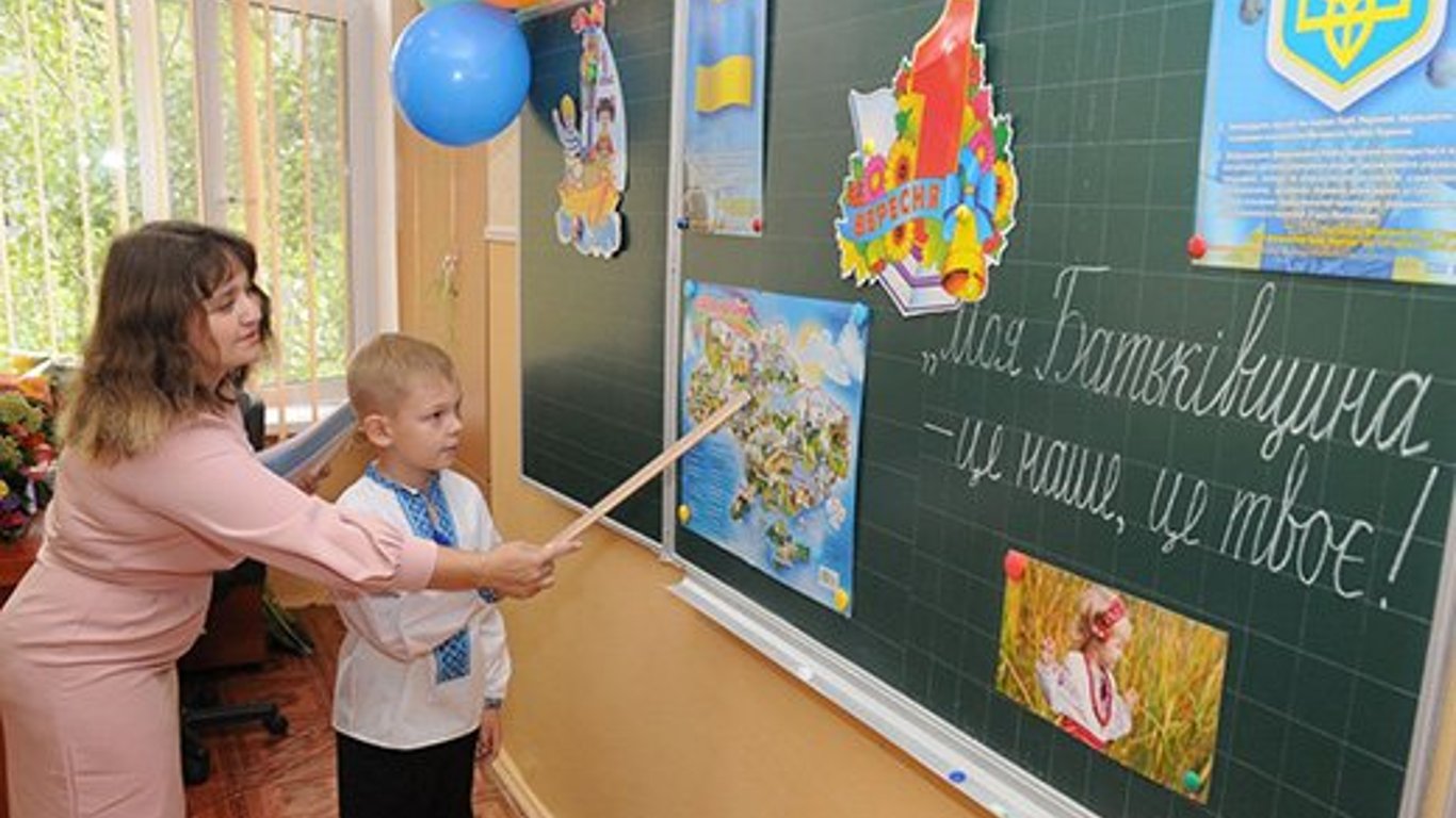 В одесских школах не хватает около 400 учителей