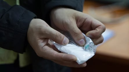Прятал наркотики в пачке из-под сока: в Одессе задержали мужчину с PVP веществами - 285x160
