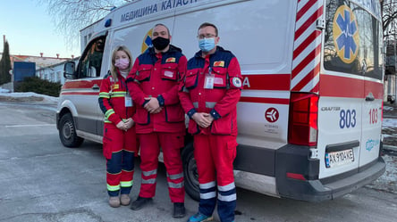 Харківські медики евакуювали з Донбасу трьох бійців ЗСУ - 285x160