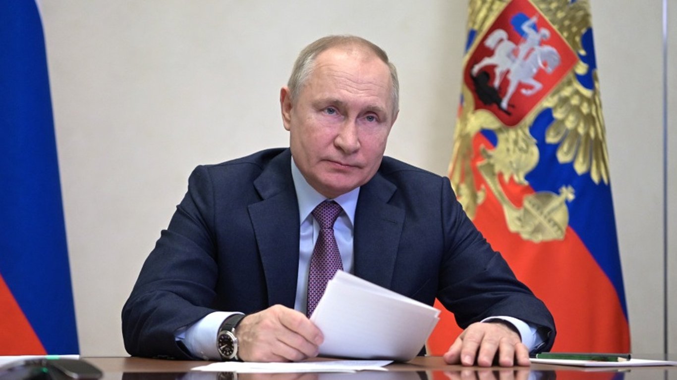 Укази Путіна про визнання Л/ДНР ідентичні документу щодо Південної Осетії. Фотодоказ
