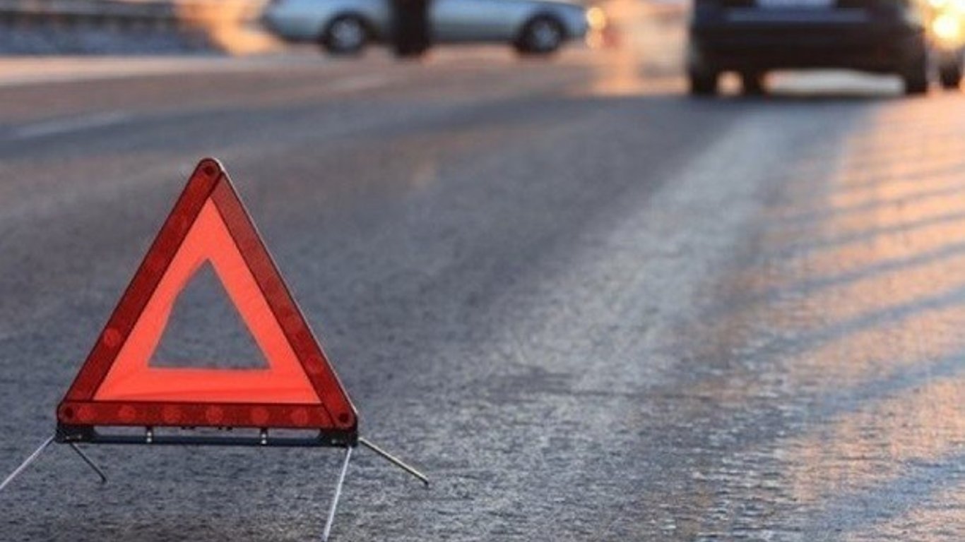 На Львівщині поліція затримала водія, який збив пішохода і втік