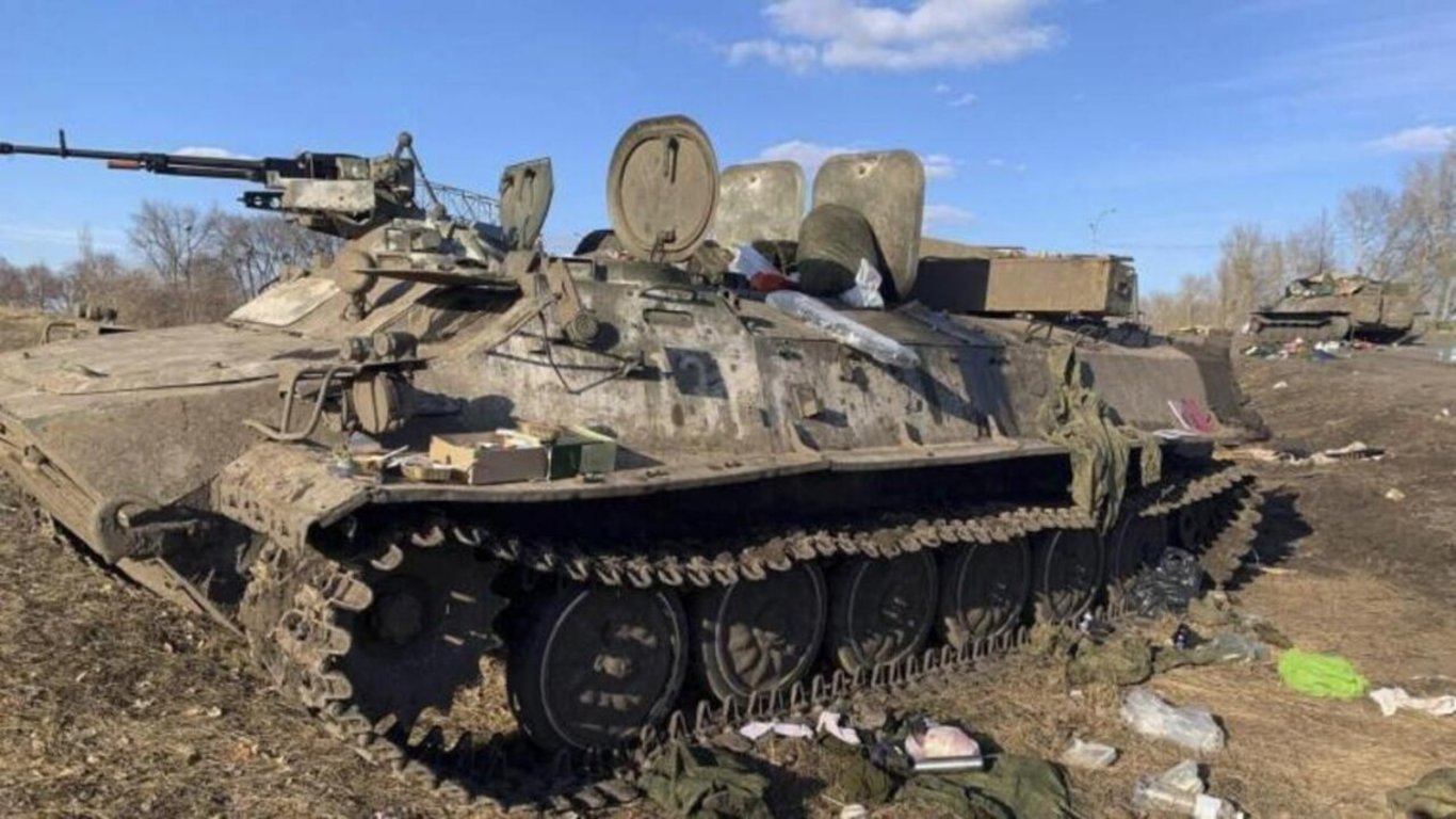 На Харківщині українські військові знищили близько 20 одиниць бронетехніки РФ