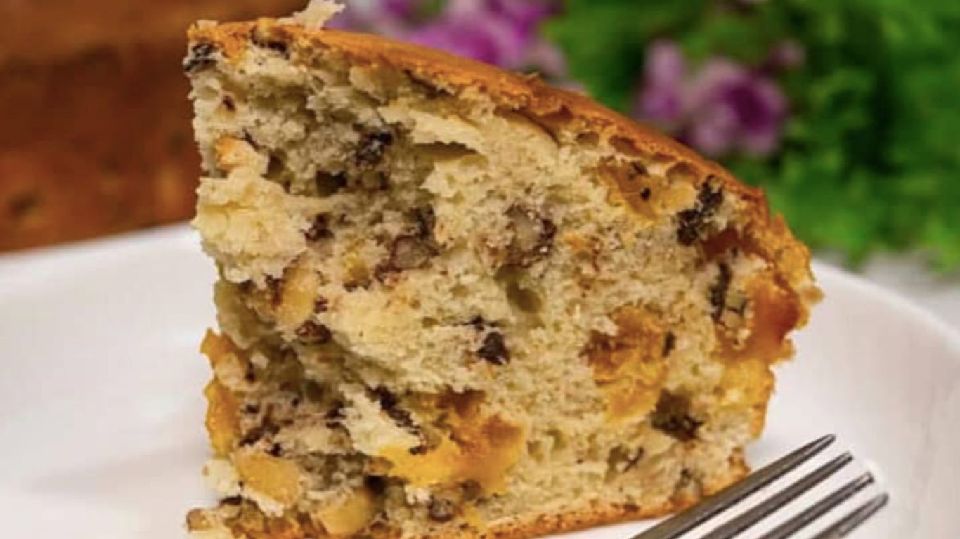 смачний пиріг з сухофруктами за 45 хвилин