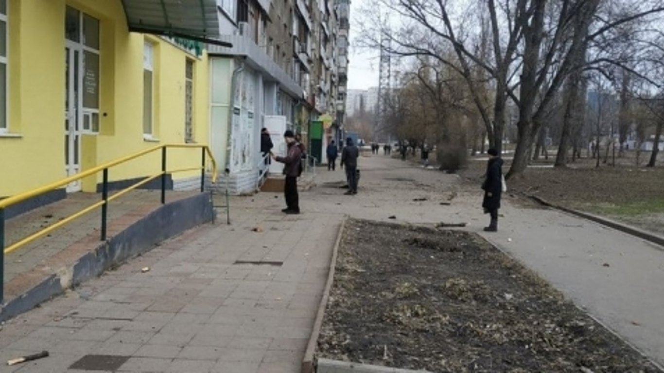 Є загиблі та поранені - наслідки російської атаки на Харків