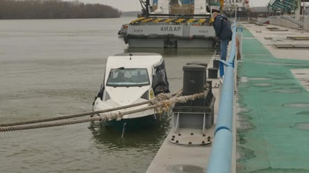 Из Румынии в Одесской области прибыли катера с гуманитарной помощью для военных - 285x160