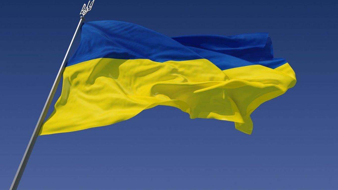 В окупованому Куп'янську мешканці підняли над містом український прапор - відео
