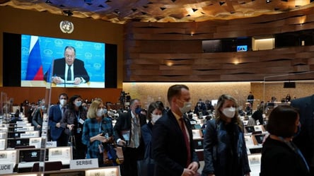 Дипломаты десятков государств бойкотировали выступление Лаврова в зале Совета ООН - 285x160
