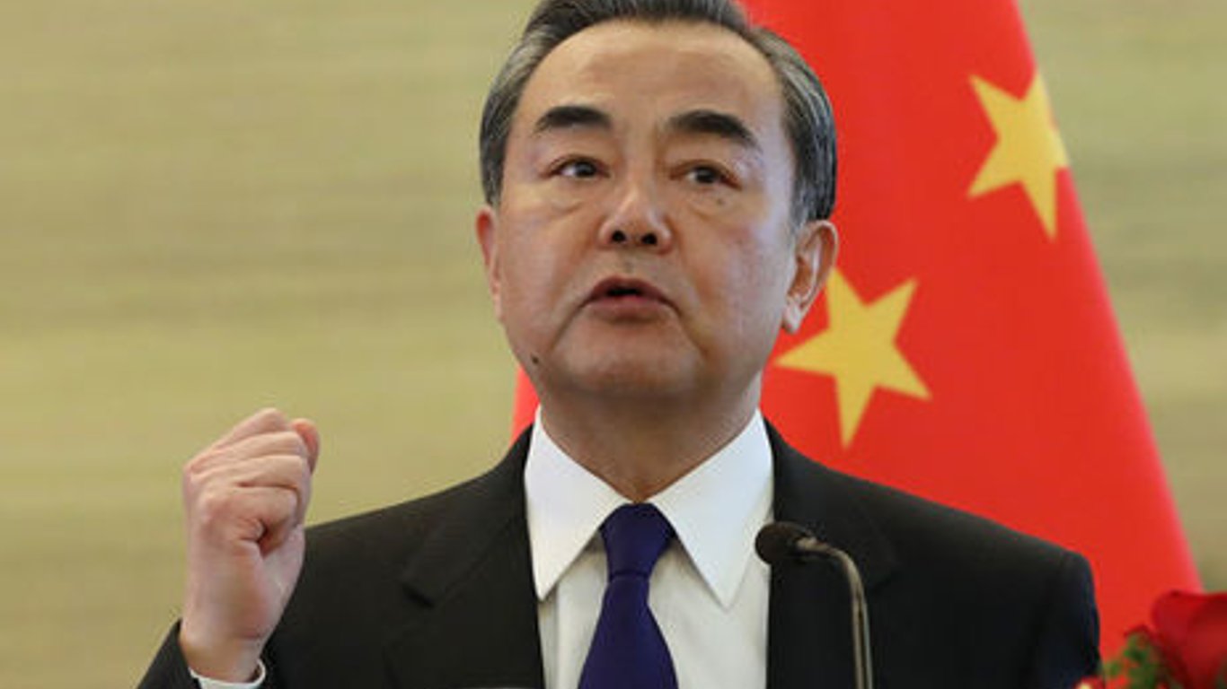 Китай жестко поддержал суверенитет Украины - главное из разговора Кулебы и Ван И