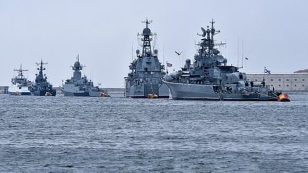 "Хто прийде – згорить у пеклі": окупанти розгортають корабельні групи в Чорноморській операційній зоні - 285x160