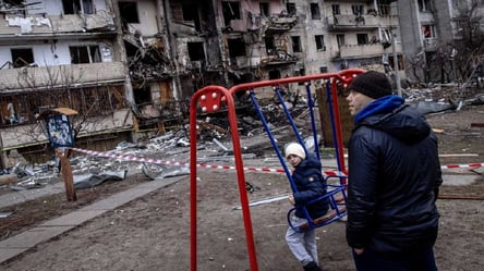 За вісім днів війни в Україні від зброї окупантів загинули 28 дітей - 285x160