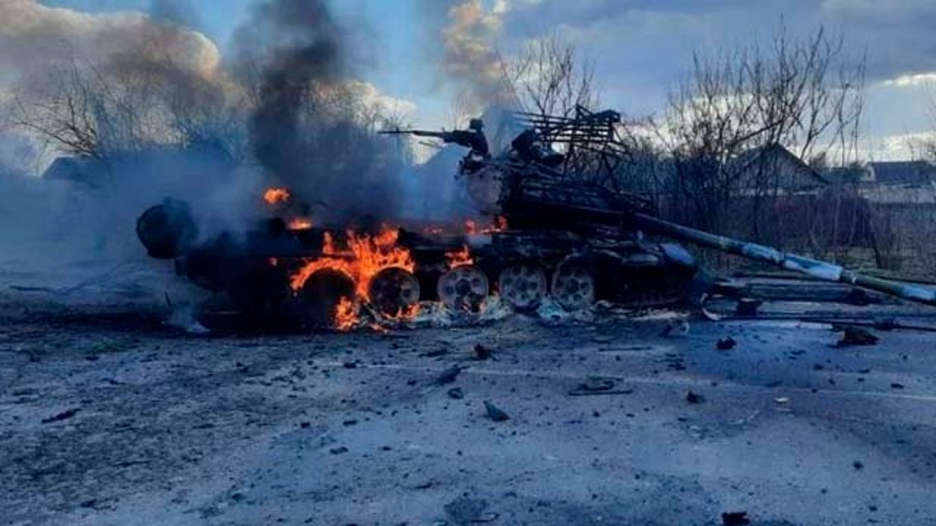 Украинцы продают подбитые российские танки на Авториа