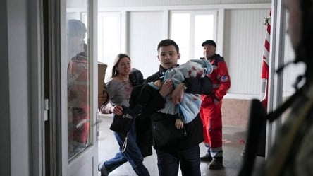 Из-за обстрелов российских оккупантов в Мариуполе погиб 18-месячный малыш - 285x160