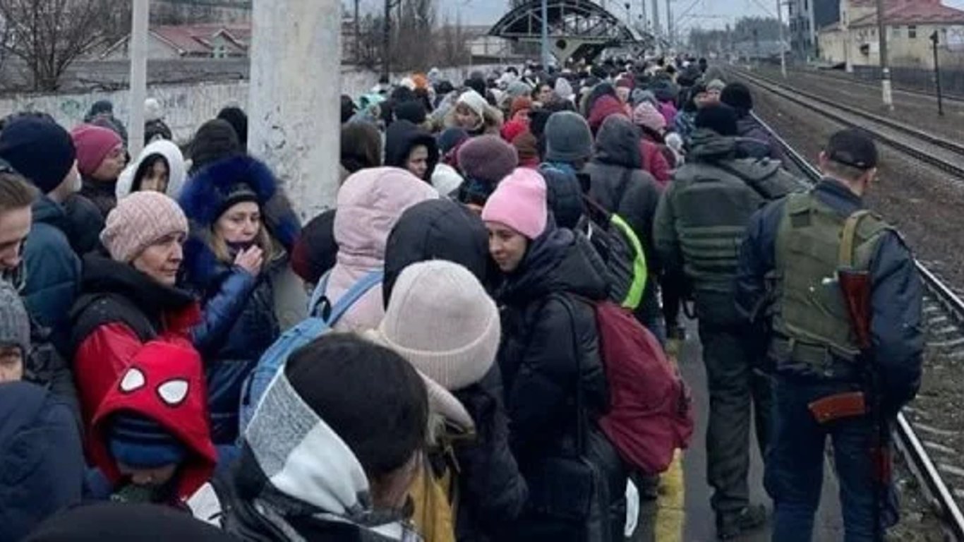 Обстріли Ірпеня - людей знову спробують евакуювати