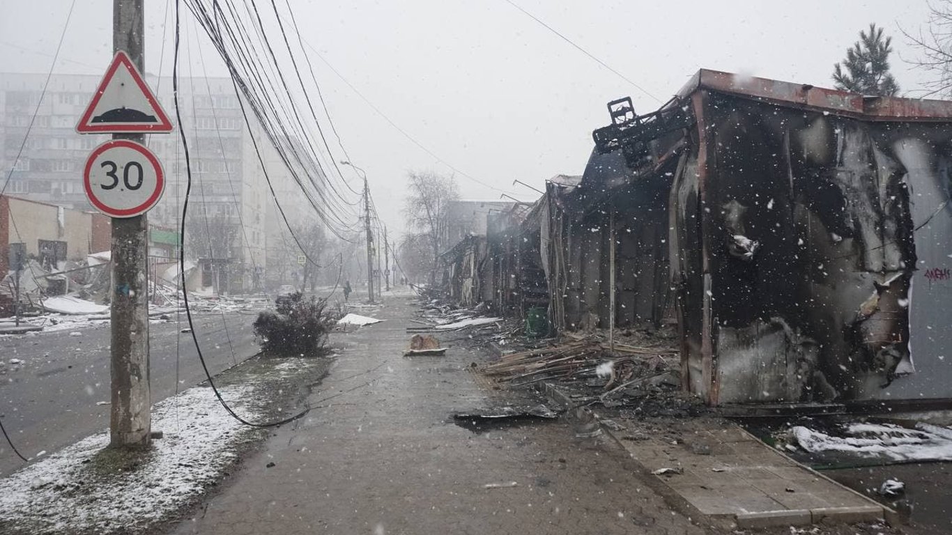 Війна в Україні - у Маріуполі ворог відкрив вогонь по маршруту для евакуації мирних жителів