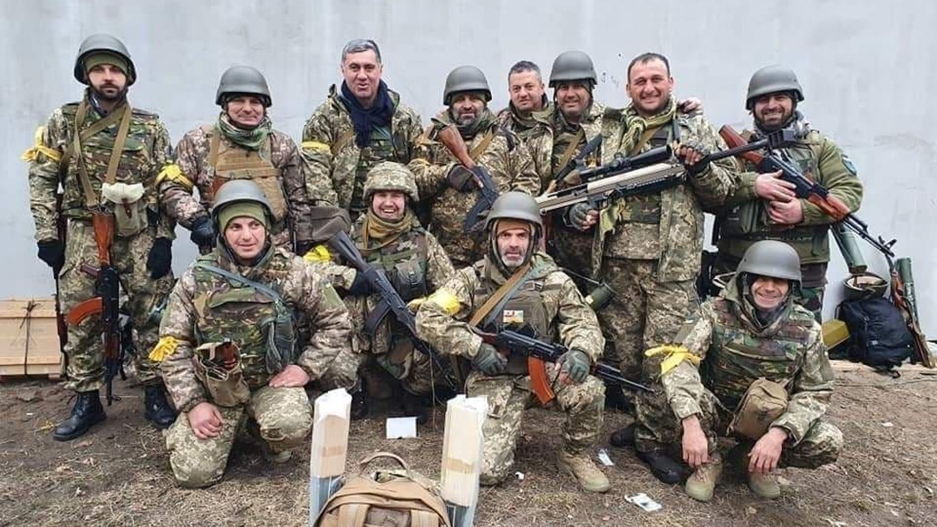Бывший министр обороны Грузии Ираклий Окруашвили  добровольцем вступил в Интернациональный легион
