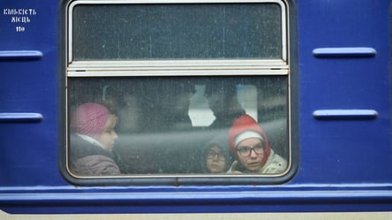 Укрзалізниця обнародовала график поездов для эвакуации украинцев на 10 марта: список - 285x160