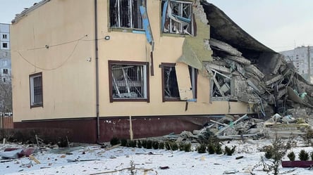 Чугуев после обстрелов: полиция Харьковщины опубликовала фото разрушений - 285x160