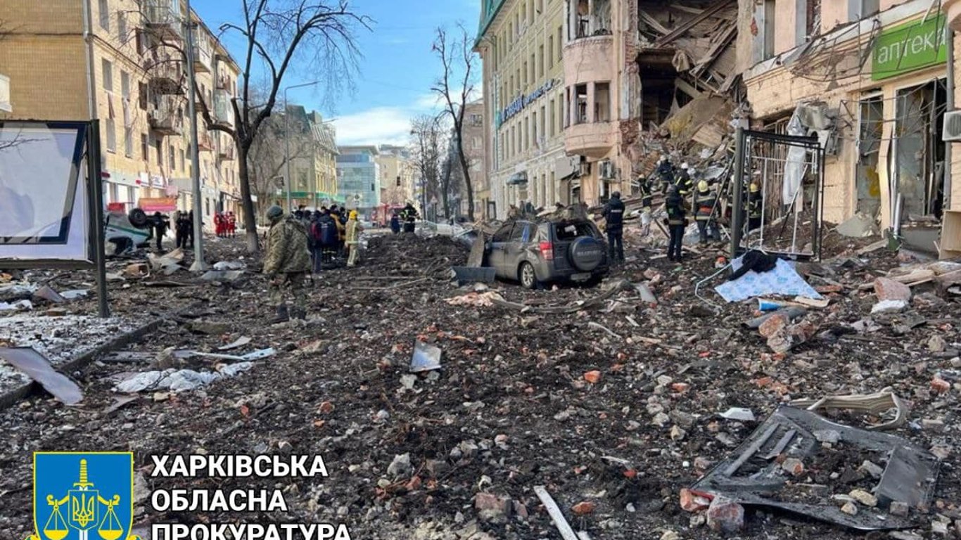 Обстрел жилого дома в Харькове – два человека погибли