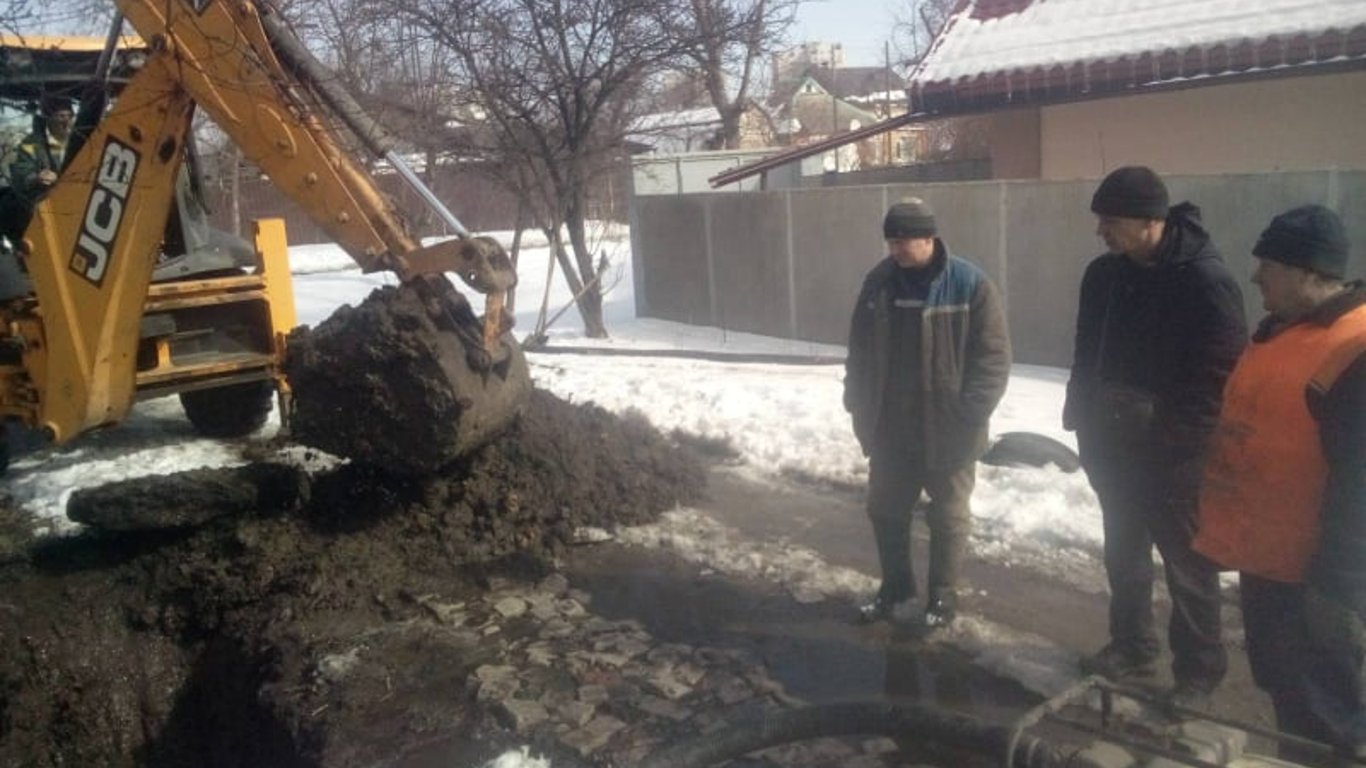 В Харькове из-за обстрелов возникли проблемы с водоснабжением нескольких районов