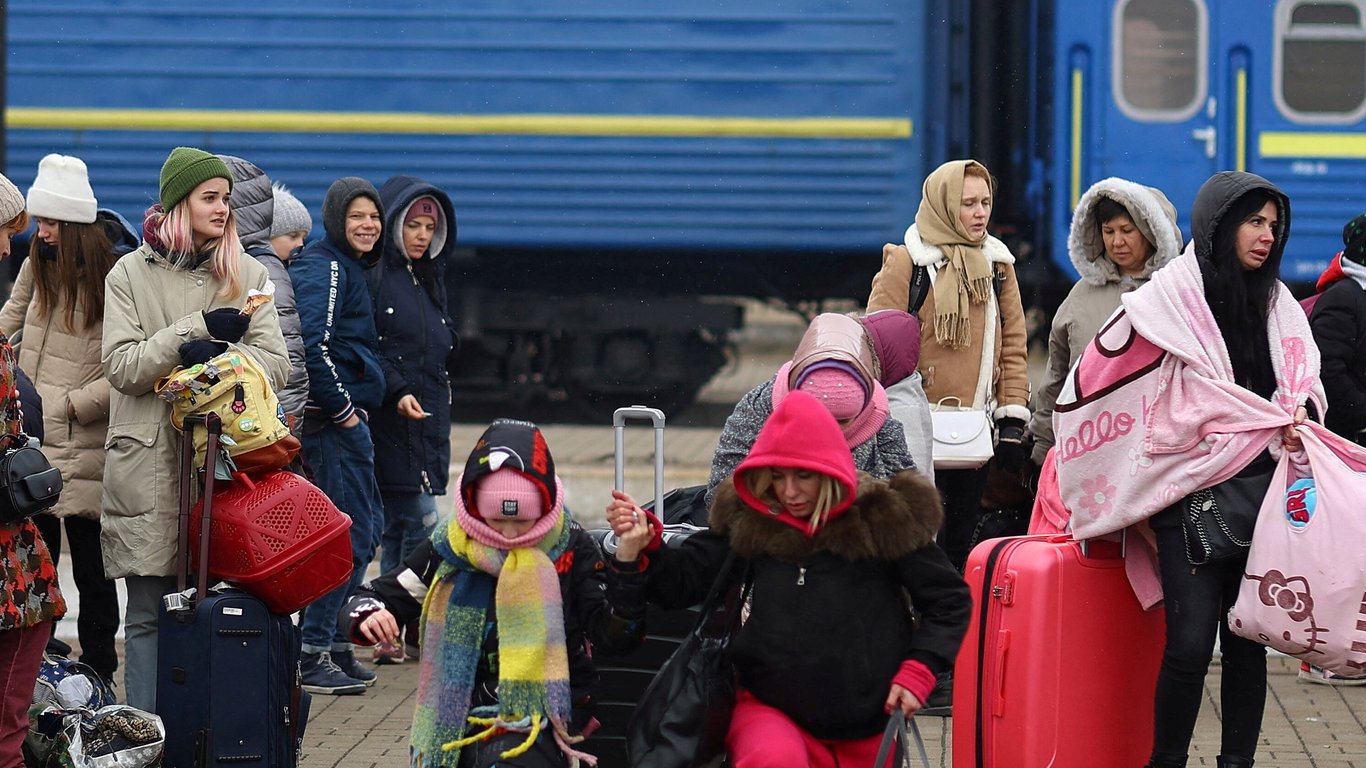Які варіанти житла пропонують переселенцям на Західній Україні